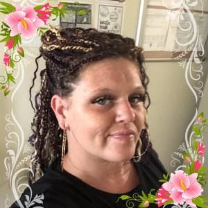 Meet your Posher, Monica